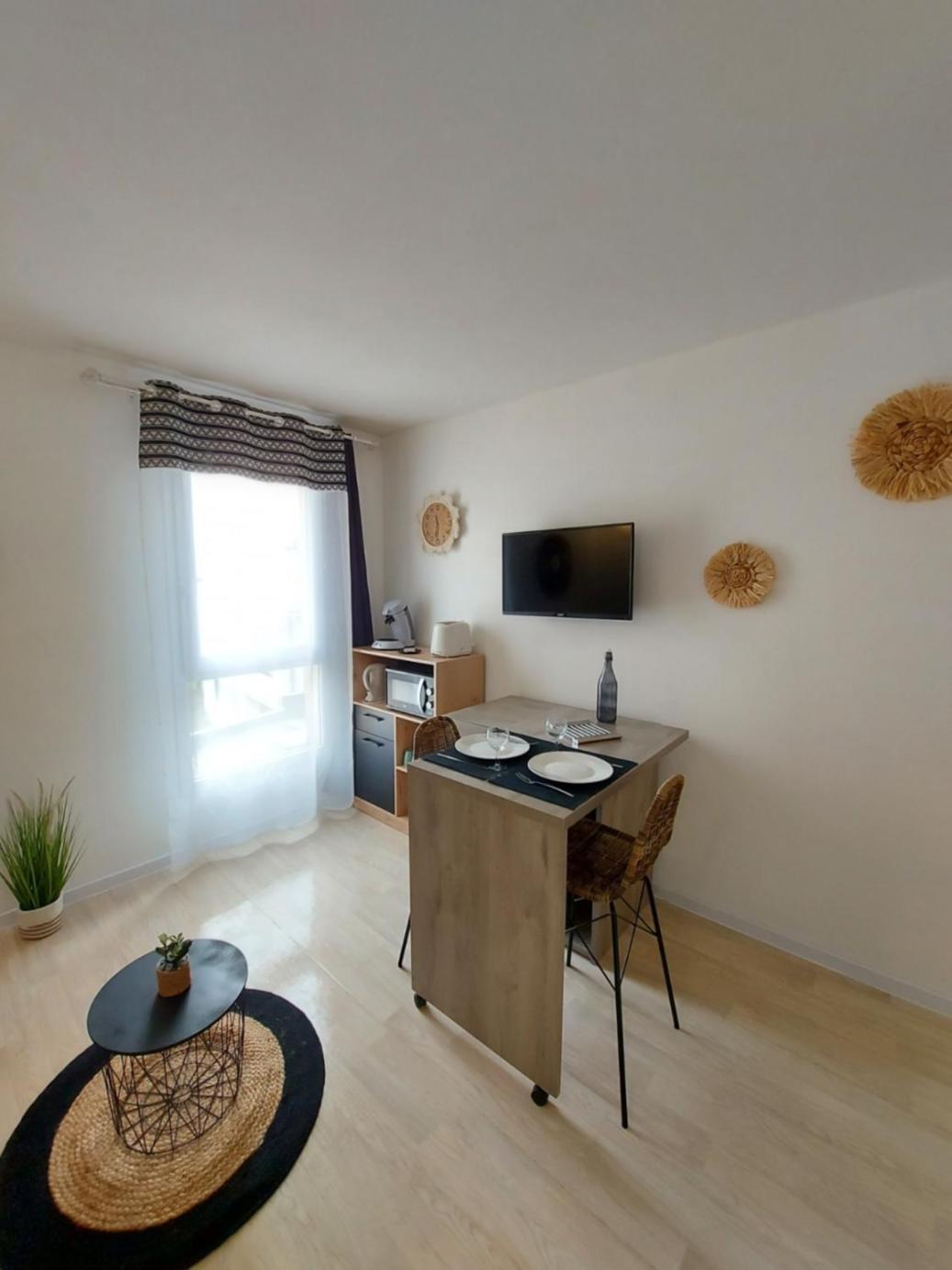 L'Ethnik--Studio Tout Confort--Clim--Parking--Wifi 루르드 외부 사진